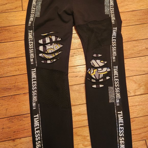 BEYOND LEGGINGS! - Picture 2 of 4